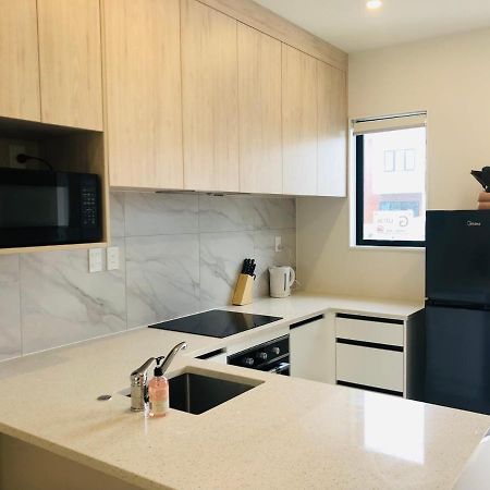 Cozy Brand New Townhouse 26 Villa Auckland Esterno foto