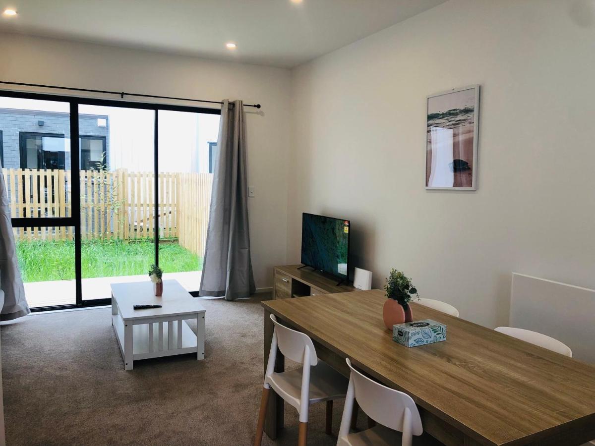 Cozy Brand New Townhouse 26 Villa Auckland Esterno foto